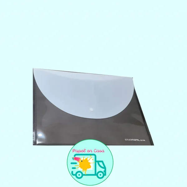 Carpeta plástica broche